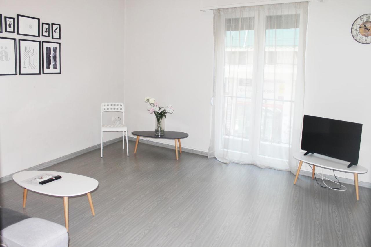 Wsd Golden Times 8 Apartment Hotel Athènes Extérieur photo